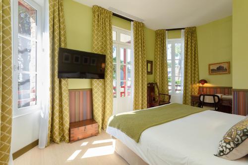 Suite With Balcony