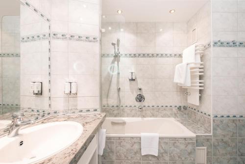 Budget Double Room Country Style