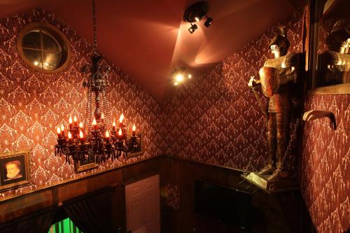 Noir Boudoir Suite