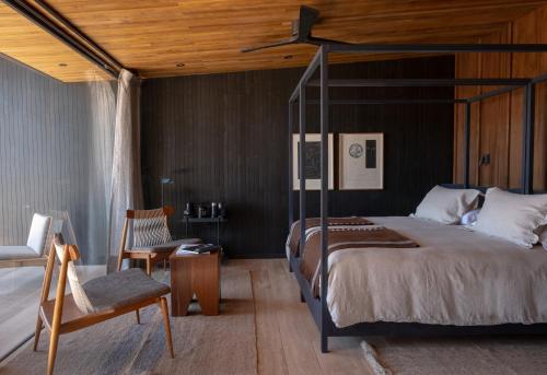 Superior Deluxe Double or Twin Room 