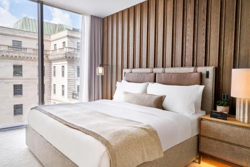Skyline One Bedroom Suite