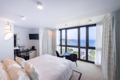 Double room with sea view