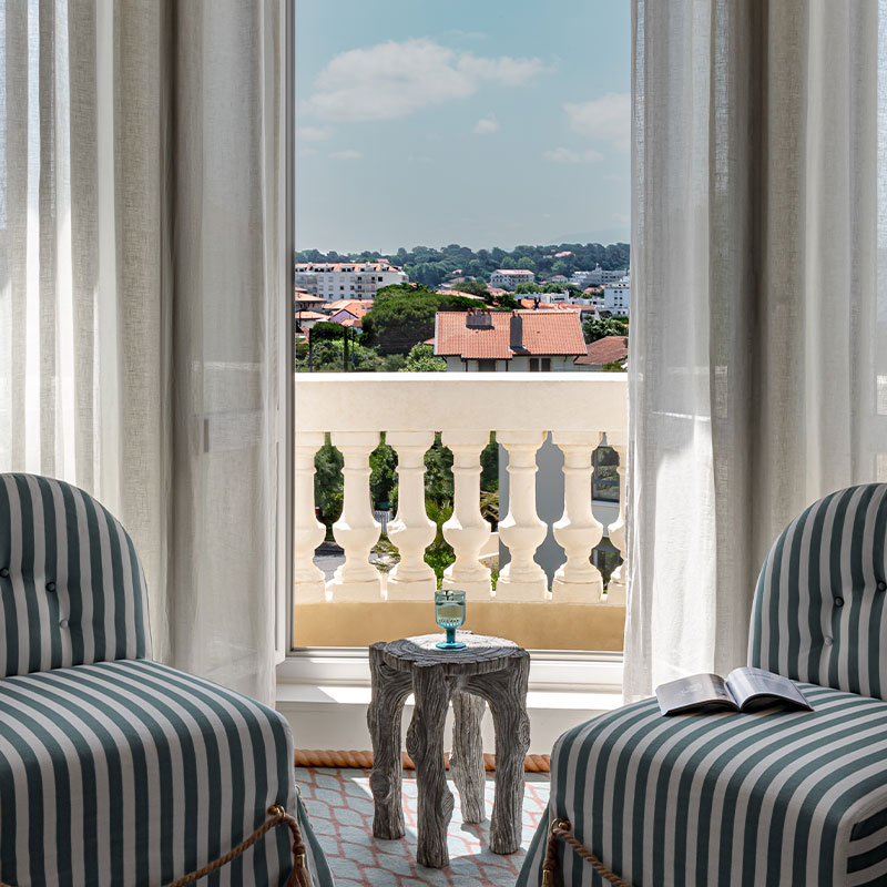 Superior City View Room