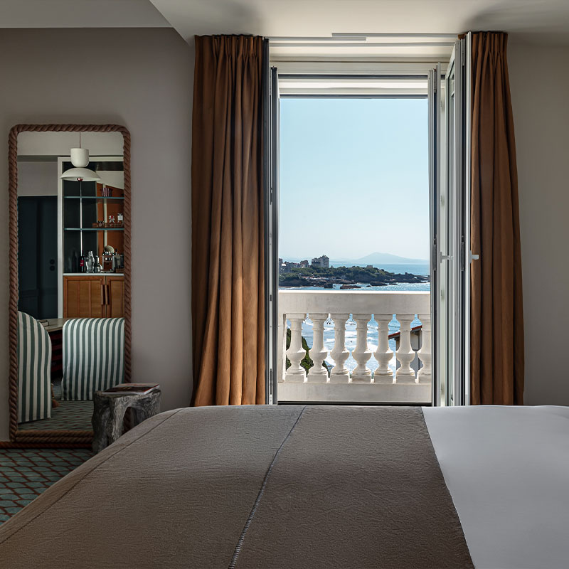 Junior Suite Ocean View Room