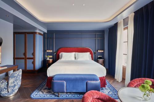Grand Deluxe Room