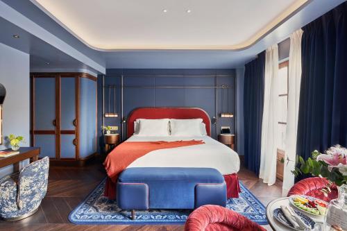 Grand Deluxe Room