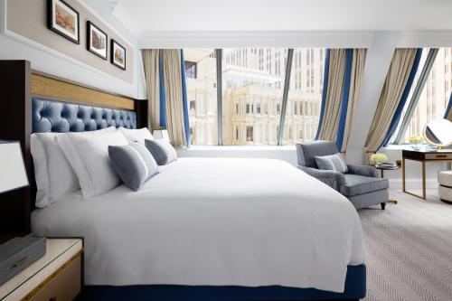 Club Executive Suite