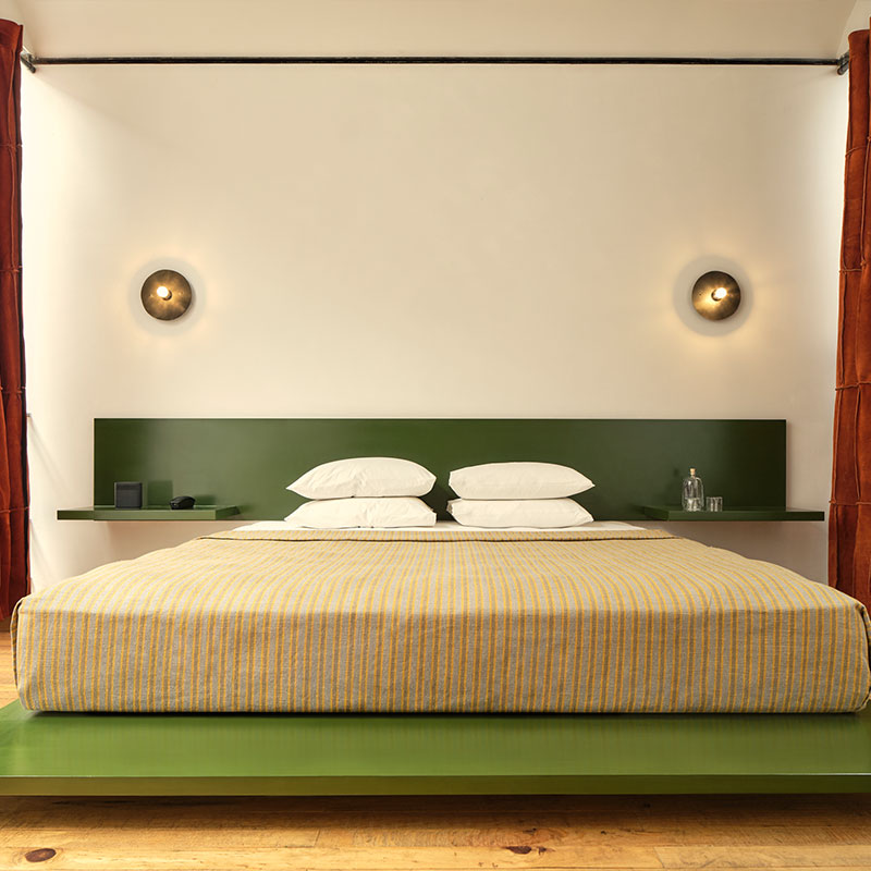 Townhouse Room