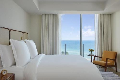 Intercoastal One Bedroom Residential Suite