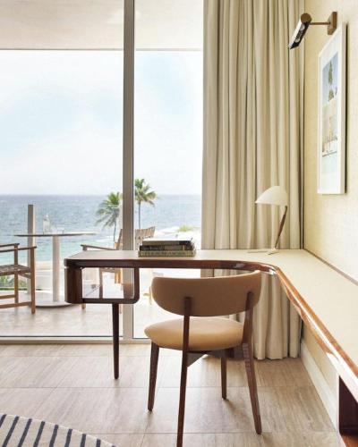 Ocean-View Two Bedroom Residential Suite Two Kings
