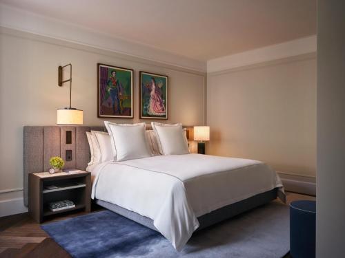 Deluxe Suite King