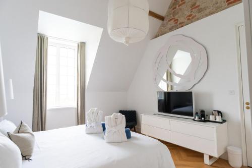 Twin room with sea view