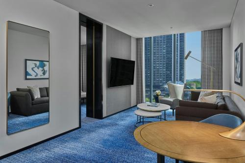 Metropolitan Suite