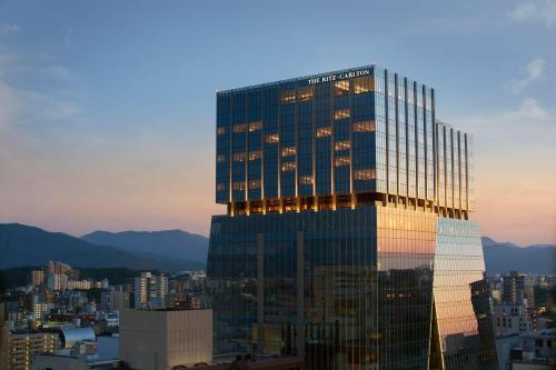 King Room with Skyline View