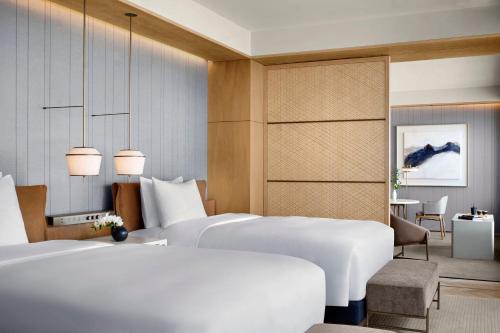 Deluxe Suite, Club lounge access, 1 Bedroom Suite, 2 Doubles