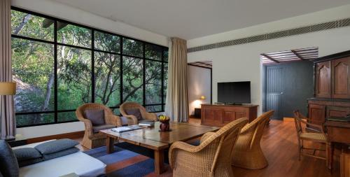 Luxury Suite