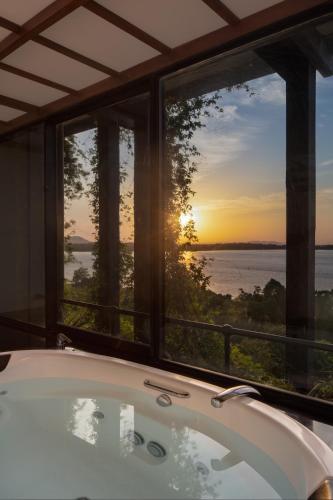 Luxury Suite