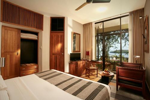 Panoramic Twin Room