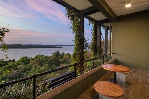 Luxury Panoramic King Room