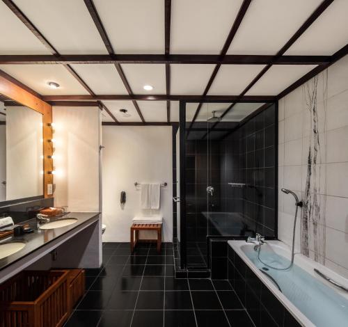 Luxury Panoramic Twin Room