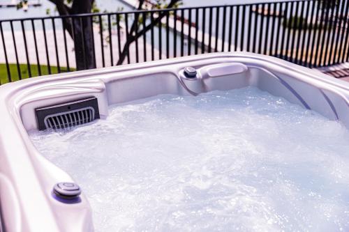 Prestige Spa Suite