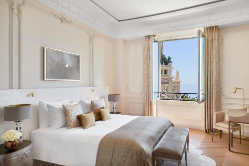 One-Bedroom Suite with Sea View