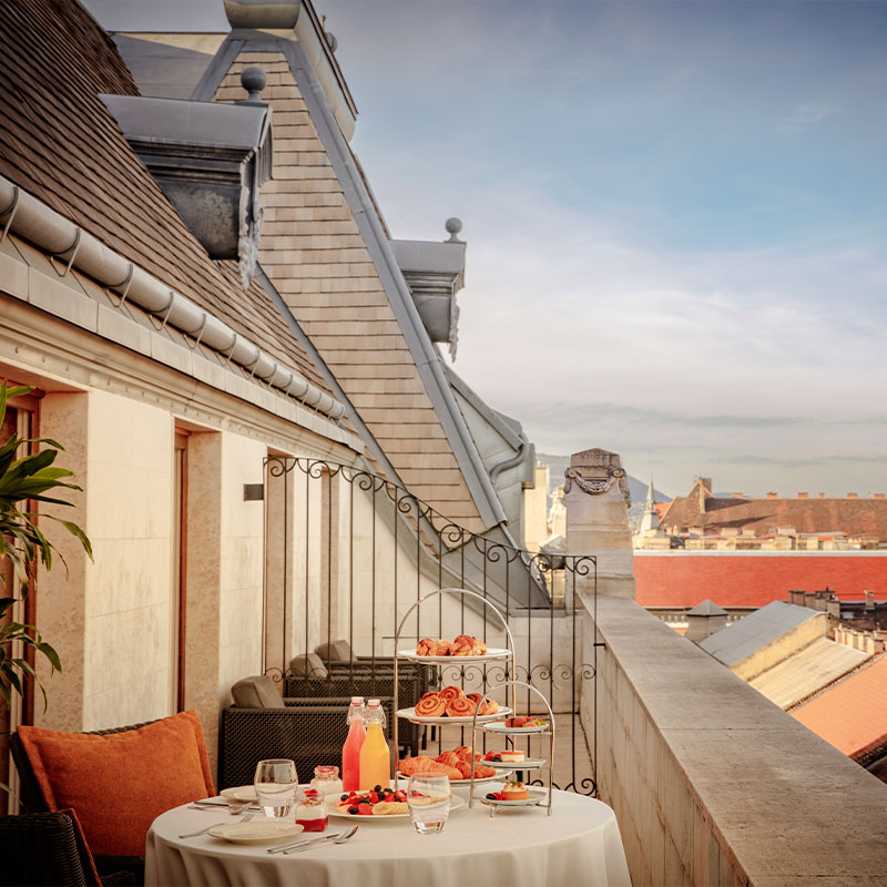 Executive Suite with terrace