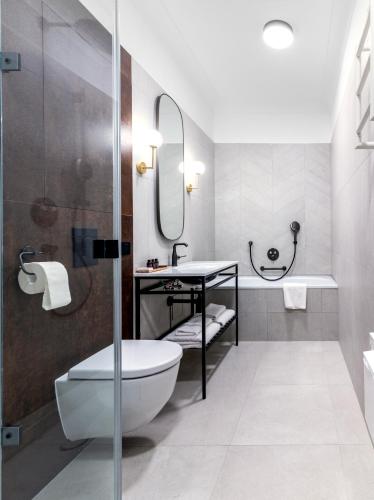 Executive Triple Room