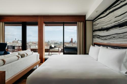 Corner Suite with Terrace