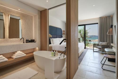 Escape Agora Beachfront Infinity 1-bed Suite
