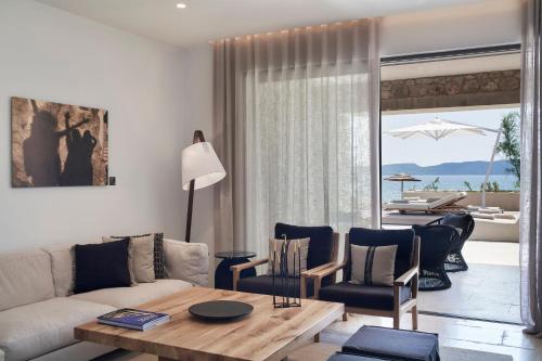 Escape Agora Beachfront Infinity 1-bed Suite