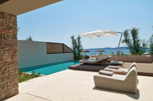 Escape Agora Beachfront Infinity 2-bed Suite
