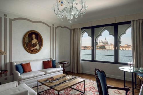 Suite with St. Mark View