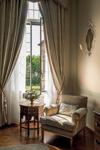 Signature Suite with Historical Landmark View (Dogaressa)