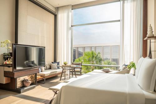 Deluxe Palm Court Twin Room