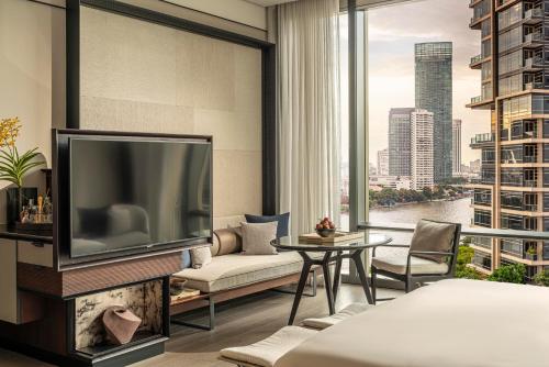 Deluxe River View Room - 2 Twin Beds