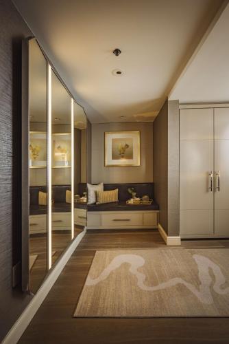 Accessible Deluxe Classic Suite