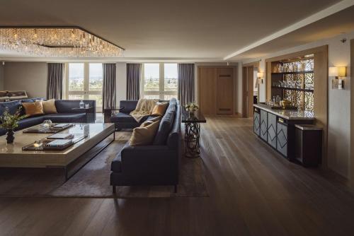 L'Ermitage Suite