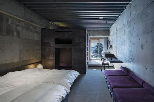 Designer's Twin Room