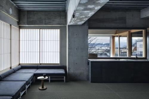 Corner Suite Room