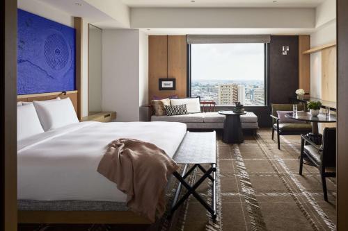 Premium King Room