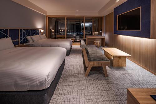 Deluxe Twin Room with Sea View