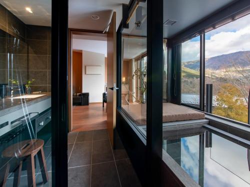 Comfort Premium Suite with Hot Spring Bath