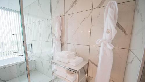 The Kahala Prestige Corner Twin
