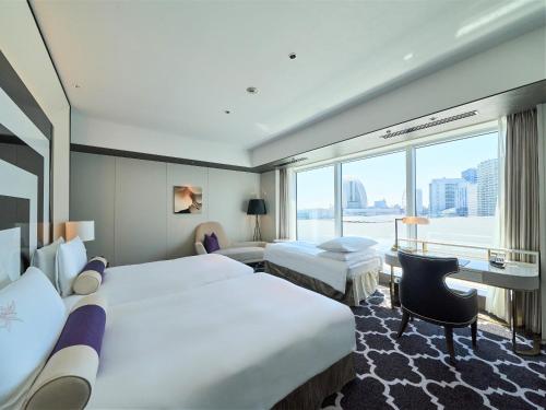 The Kahala Grand Harbor View Room (Triple Occupancy)