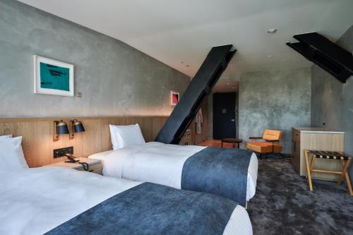 Forest View Twin Room - Universal Access