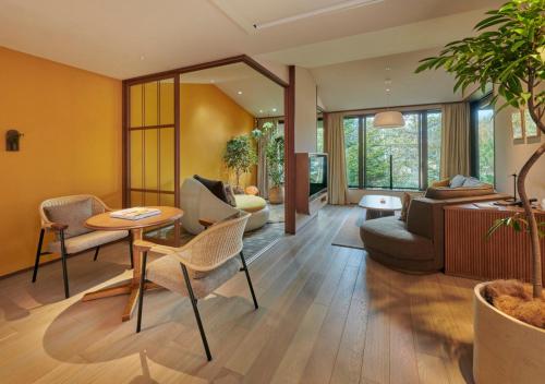 Luxury Suite