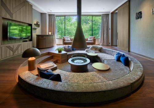Luxury Suite