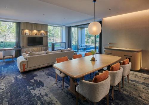 Fufu Luxury Premium Suite