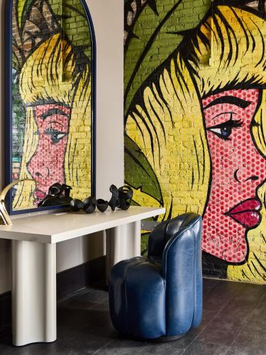 Corner King Suite